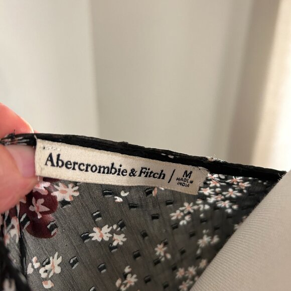 Women's Abercrombie and Fitch Sheer Floral Print Kimono Cover Up Size: M - Picture 10 of 10